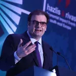 Κυριάκος Πιερρακάκης στο Economist: «Η Ελλάδα έκανε reset» – Η επιστροφή των νέων και το γεωγραφικό πεπρωμένο της άμυνας