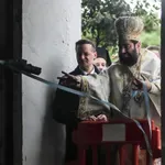 Αθήνα: Με κατάνυξη γιορτάστηκαν τα Θεοφάνεια – Πλήθος κόσμου στη δοξολογία και στην δεξαμενή στο Κολωνάκι