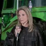 Στο μπλόκο της Νίκαιας η Μαρία Καρυστιανού: Το κίνημα σύντομα θα διεκδικήσει την ψήφο του ελληνικού λαού (Βίντεο)