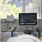 Γρίπη: Διασωληνωμένο στη ΜΕΘ του Παίδων «Αγία Σοφία» το 4χρονο αγοράκι που μεταφέρθηκε με ανακοπή (Βίντεο)