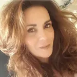 «Χάθηκε ένας άγγελος»: Ραγίζει καρδιές ο πατέρας της 56χρονης καθηγήτριας στη Γλυφάδα – «Θα τη ντύσουμε νύφη»