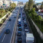 ΕΛΣΤΑΤ: Αύξηση 23,8% σημείωσαν πέρυσι τον Δεκέμβριο οι πωλήσεις των αυτοκινήτων στη χώρα