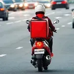 Δεύτερη δουλειά για να βγει ο μήνας ψάχνει ο ένας στους δύο Έλληνες εργαζόμενους