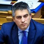 Δήμας: Συγκρότηση ομάδας διαχείρισης κρίσεων για την αεροναυτιλία και εγκατάσταση νέων πομποδεκτών