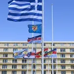 Πηγές ΥΠΕΘΑ: Διαψεύδουν τα δημοσιεύματα περί δήθεν «πώλησης του κτιρίου του Πολεμικού Ναυτικού στην Πλατεία Κλαυθμώνος