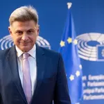 Φαραντούρης προς Κομισιόν: Στρατηγική προστασίας για απειλούμενες κοινότητες