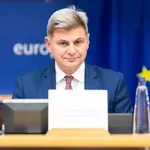 Φαραντούρης κατά Φάμελλου και Αρβανίτη: «Ντροπή για τον ΣΥΡΙΖΑ – Διαγραφή χωρίς διαδικασία και «σταλινική λογική» – «Πάτρωνες των Τεμπών» και «θνησιγενή ποσοστά»