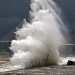 Προβλήματα σε ακτοπλοϊκές συνδέσεις λόγω των ισχυρών ανέμων – Κλειστό το πορθμείο Ρίο- Αντίρριο