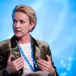 Αλεξάνδρα Σδούκου στο Newpost: Το “plan A” για τα ενεργειακά όχι απλά δουλεύει, αλλά φέρνει μετρήσιμα οφέλη στην Ελλάδα