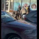 Μινεάπολη: Νεκρός από πυρά ομοσπονδιακών πρακτόρων και δεύτερος άνδρας (Βίντεο) – Το DHS μιλά για «αμυντικά πυρά», επεισόδια στο σημείο