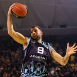 Σοκαριστική καταγγελία Πετρόπουλου μετά το επεισόδιο με Βεζένκοφ: Κάποιος «έκοψε» τα φρένα του αυτοκινήτου μου