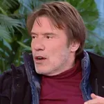 Στράτος Τζώρτζογλου: Απαντά πρώτη φορά για το διαζύγιο από τη Σοφία Μαριόλα -«Χωρίσαμε, αλλά δεν χωρίσαμε»