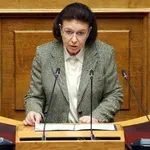 Λίνα Μενδώνη: «Ο Πολιτισμός είναι βαθιά πολιτική έννοια» – Τι αλλάζει για τα πλαστά έργα τέχνης