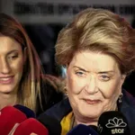 Βάσια Τριφύλλη: «Τον είδα σαν μαλ… και τρομοκρατήθηκε» – Η μάχη με τον καρκίνο με όπλο το χιούμορ – «Άντε κάνε πιο ‘κει»