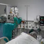 Σε κρίσιμη κατάσταση ο 19χρονος με μηνιγγίτιδα στα Τρίκαλα – Παραμένει διασωληνωμένος