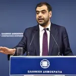 Μαρινάκης εναντίον Βενιζέλου: Οξύμωρο -για να το πω ευγενικά- να κατηγορεί την κυβέρνηση για τη Συνταγματική Αναθεώρηση