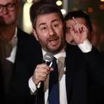 Ανδρουλάκης για υποκλοπές: «Η εθνική ασφάλεια έρμαιο σε παιχνίδια εξουσίας του Μαξίμου» – «Έτσι, για την αλήθεια»