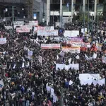 Στους δρόμους για τα Τέμπη οι πολίτες – Συγκεντρώσεις σε όλη την Ελλάδα (Βίντεο & φωτό)