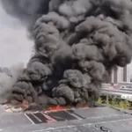 Κίνα: Εργάτης έβαλε φωτιά σε αποθήκη εργοστασίου επειδή έμεινε απλήρωτος για πέντε ημέρες (Βίντεο)