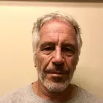 Έπσταϊν: Οι εκτελεστές της διαθήκης του προτείνουν στα θύματα από 25 ως 35 εκατομμύρια δολάρια