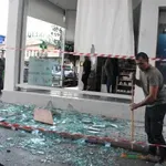 Ηράκλειο: Αυτοκίνητο έπεσε σε τζαμαρία μίνι μάρκετ στο κέντρο της πόλης