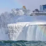 Πάγωσαν οι Καταρράκτες του Νιαγάρα – Eντυπωσιακές εικόνες και βίντεο