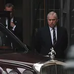 Η βρετανική μοναρχία σε άνευ προηγουμένου κρίση μετά την σύλληψη του Άντριου