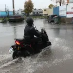 Ο καιρός της Τετάρτης: Βροχές και καταιγίδες – Πτώση θερμοκρασίας έως 13°C στα βόρεια