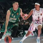 Euroleague: Απογοήτευσε τους φιλάθλους του ο Παναθηναϊκός – Ήττα από την Παρί σε βραδιά αμυντικής κατάρρευσης