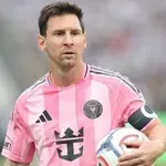 Σοκάρουν οι εικόνες από το Πουέρτο Ρίκο: Γκρέμισαν τον Λιονέλ Μέσι στο έδαφος (Βίντεο)