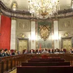 Ισπανία: Σεξουαλική επίθεση το χειροφίλημα χωρίς συναίνεση, αποφάσισε το Ανώτατο Δικαστήριο