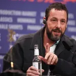 Ο Άνταμ Σάντλερ στο ψυχολογικό δράμα «Time Out» του Netflix – Το εντυπωσιακό καστ με μεγάλα ονόματα