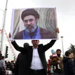 Μυστήριο με τον Μοτζταμπά Χαμενεΐ: Δημοσιεύματα τον θέλουν να μεταφέρεται στη Μόσχα για χειρουργείο, χωρίς επιβεβαίωση από Τεχεράνη ή Κρεμλίνο