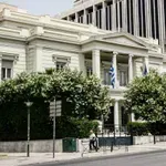 Υπουργείο Εξωτερικών: Παγκόσμιο σύμβολο το «Όχι» των Ελλήνων