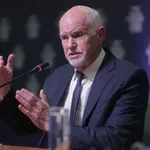 Γιώργος Παπανδρέου: Επικίνδυνη η στροφή από τη δύναμη του δικαίου στο δίκαιο του ισχυρού