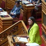 Η γελοιότητα (στη Βουλή) ως πολιτικό σύμπτωμα