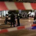 Στη φυλακή ο Σουδανός που απειλούσε να ανατιναχθεί έξω από τη ΓΑΔΑ (Βίντεο)