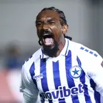 Κορυφή για τρεις στη Superleague – Κίνδυνος τιμωρίας για τον ΠΑΟΚ μετά το «ντου» στα δημοσιογραφικά