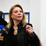 Δίκη για Τέμπη – Μαρία Καρυστιανού: «Απόλυτη ντροπή και απαξίωση, είμαστε στοιβαγμένοι σαν σαρδέλες»