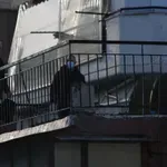 Θρίλερ στην Θεσσαλονίκη: Ημίγυμνη με μια ζώνη στον λαιμό βρέθηκε νεκρή η 59χρονη (Βίντεο)