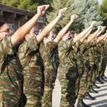 Ελληνίδες στο χακί: Το νέο σποτ του ΓΕΣ που καλεί εθελόντριες στις Ένοπλες Δυνάμεις