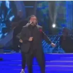 Ο παίκτης του «Your Face Sounds Familiar» στη Βουλγαρία «ενσαρκώνει» τον Βασίλη Καρρά και αποθεώνεται