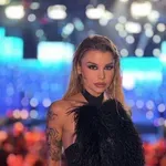 Modern Cinderella: Το παραμυθένιο ταξίδι στον κόσμο των social media