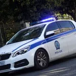 Ναύπλιο: Συνταξιούχοι ήθελαν να μπουν στο Παλαμίδι χωρίς να πληρώσουν – Προπηλάκισαν αστυνομικό και συνελήφθησαν (Βίντεο)