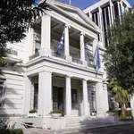 Ηχηρό μήνυμα της Αθήνας στο Ισραήλ: «Το status quo του Παναγίου Τάφου θα πρέπει να γίνεται σεβαστό από όλους»