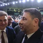 Φαραντούρης: Ανοιχτό «παράθυρο» συνεργασίας με το ΠΑΣΟΚ