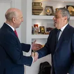 Κύπρος: Στην Λευκωσία ο Βρετανός ΥΠΑΜ – Η Ισπανία στέλνει φρεγάτα