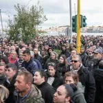 Λέσβος: Κτηνοτρόφοι αποκλείουν το λιμάνι της Μυτιλήνης έως τη Δευτέρα – Κλειστό και το Επιμελητήριο