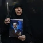 LIVE – Ιράν: Tο πρώτο μήνυμα του Χαμενεΐ – «Δεν θα παραιτηθούμε από την εκδίκηση – Τα στενά του Ορμούζ θα μείνουν κλειστά»