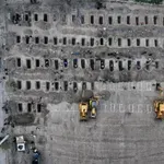 Παιδιά στη γραμμή του πυρός: Δραματικός απολογισμός 200 νεκρών σε μία εβδομάδα στη Μέση Ανατολή